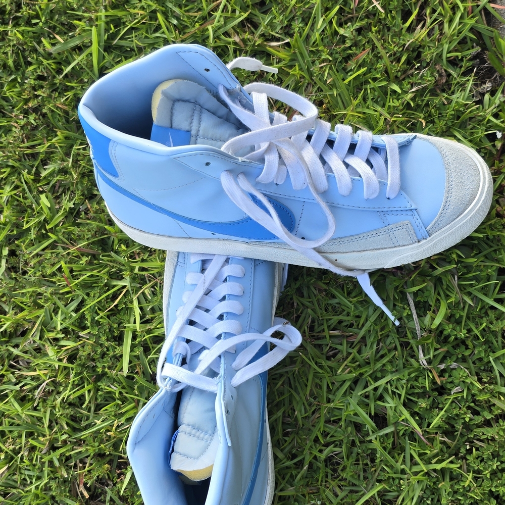Nike Blue and White Classic Sneakers